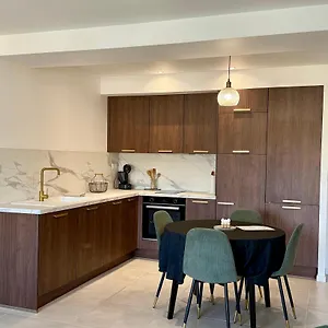 Neuf Contemporain Apartment Lourdes